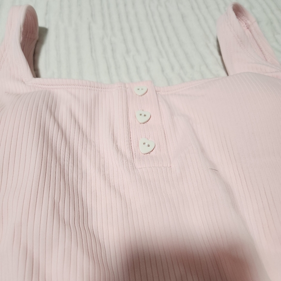 Swimsuit - Picture 3 of 4